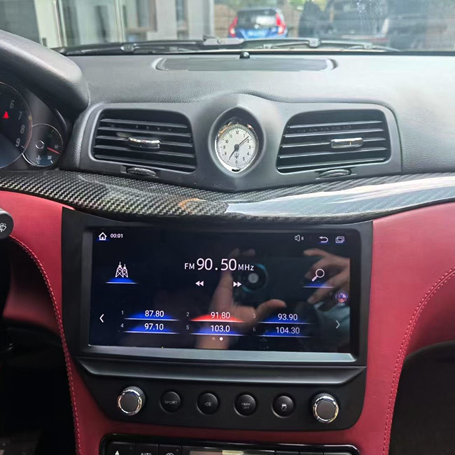 Android 10 รถวิทยุ Fascia หน้าจอสีดำคาร์บอนไฟเบอร์สำหรับ Maserati GT / GC GranTurismo